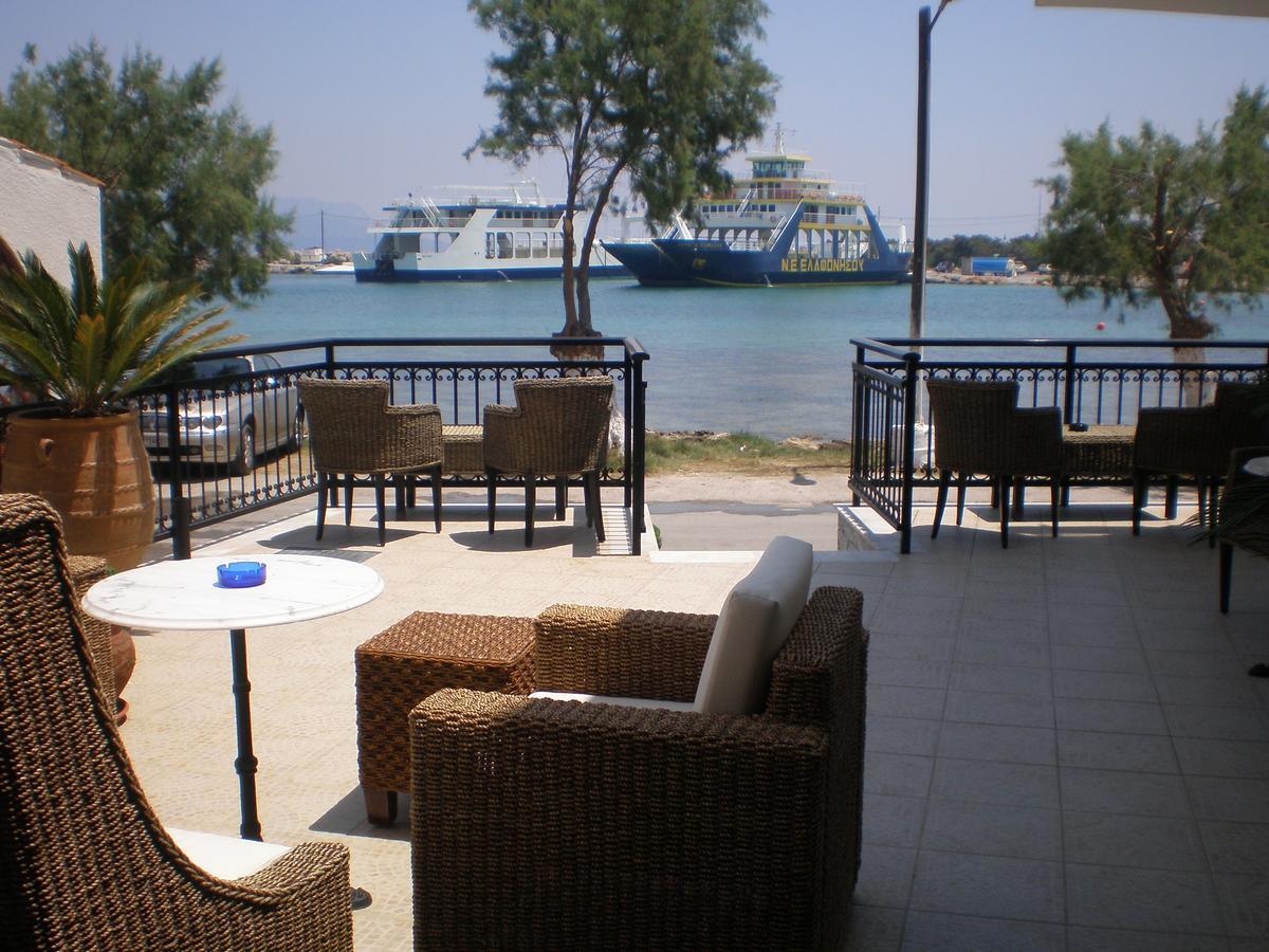 En Plo Hotel Elafonissos Buitenkant foto