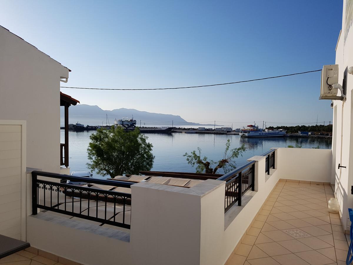 En Plo Hotel Elafonissos Buitenkant foto