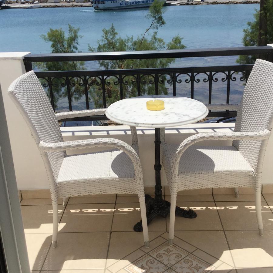 En Plo Hotel Elafonissos Buitenkant foto